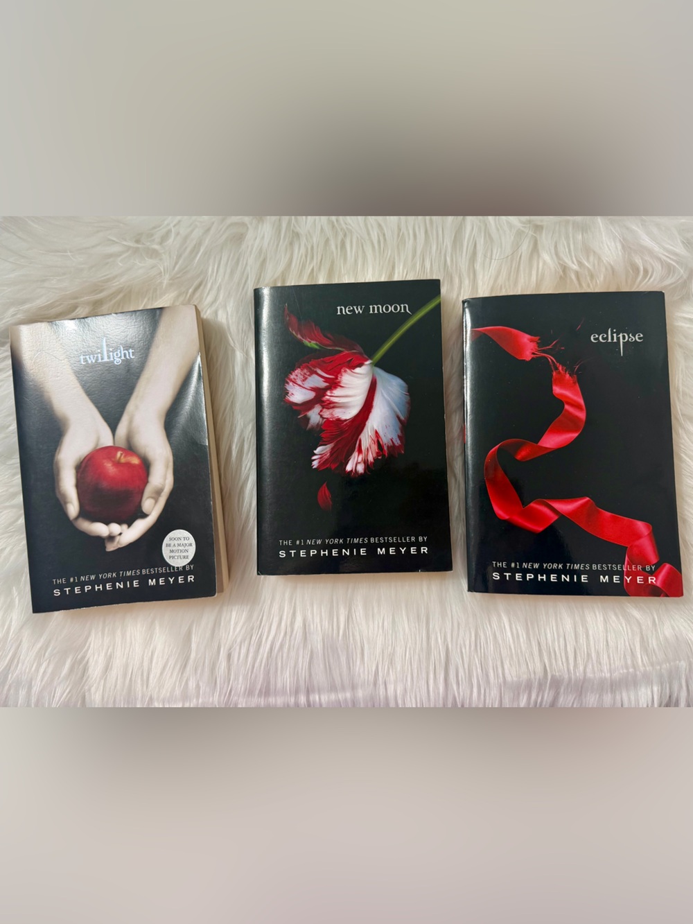 Twilight Book Series - New Moon, Eclipse